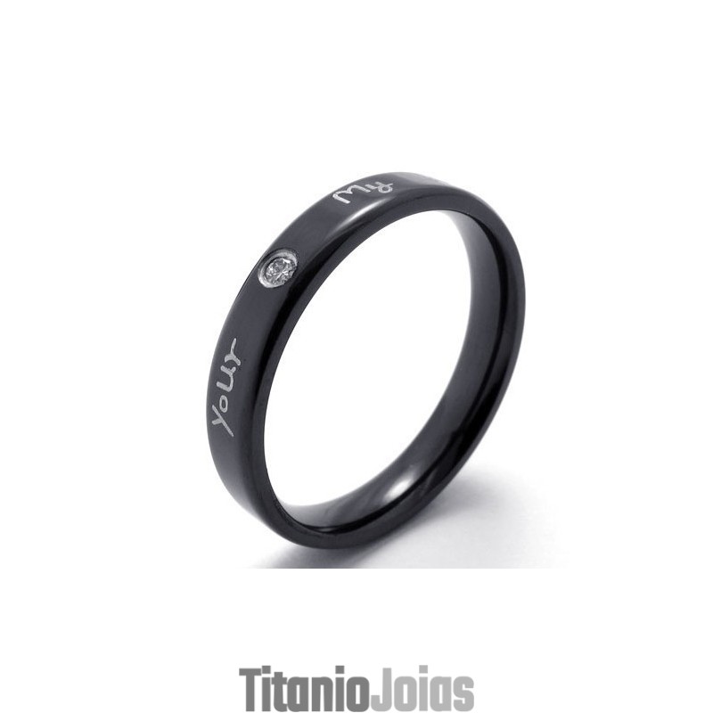 Anel De Titânio De Qualidade Superior Com Design Hábil E Cores Delicadas
