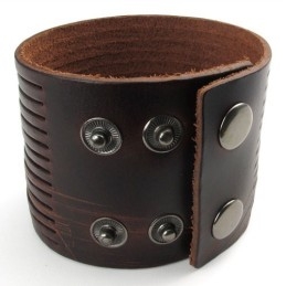 Pulseira De Couro De Titânio De Fabricação Habilidosa, Cores Delicadas E Qualidade Confiável