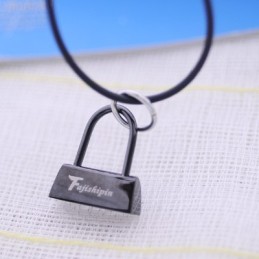 Colar Com Pingente De Titânio Com Cadeado Preto Da Moda Com Versículo Bíblico E Cruz