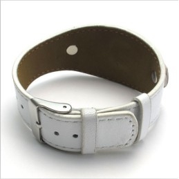 Pulseira De Titânio Com Design Moderno, Cores Delicadas E Qualidade Confiável
