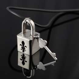 Colar Com Pingente De Titânio Fashion Lock
