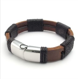 Pulseira De Couro De Titânio De Qualidade Confiável E Design Habilidoso