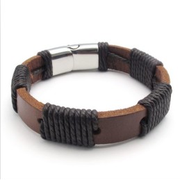 Pulseira De Couro De Titânio De Qualidade Confiável E Design Habilidoso