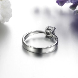 Anel Feminino De Titânio Com Strass, Qualidade E Quantidade Garantidas
