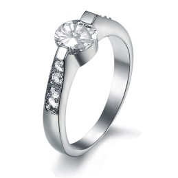 Anel De Titânio Feminino De Qualidade Estável Com Strass