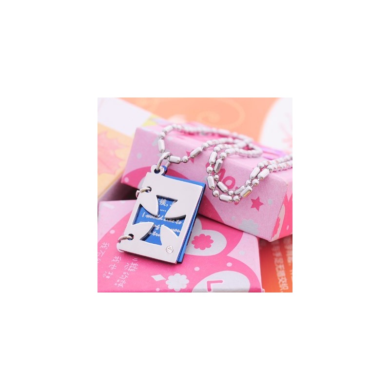 Colar Com Pingente De Cruz De Titânio Com Letra De Amor Romântica Colar Com Pingente De Cruz De Titânio Com Letra De Amor Romântica