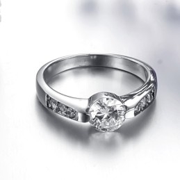 Anel De Titânio Feminino De Qualidade Estável Com Strass