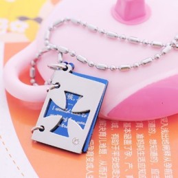 Colar Com Pingente De Cruz De Titânio Com Letra De Amor Romântica