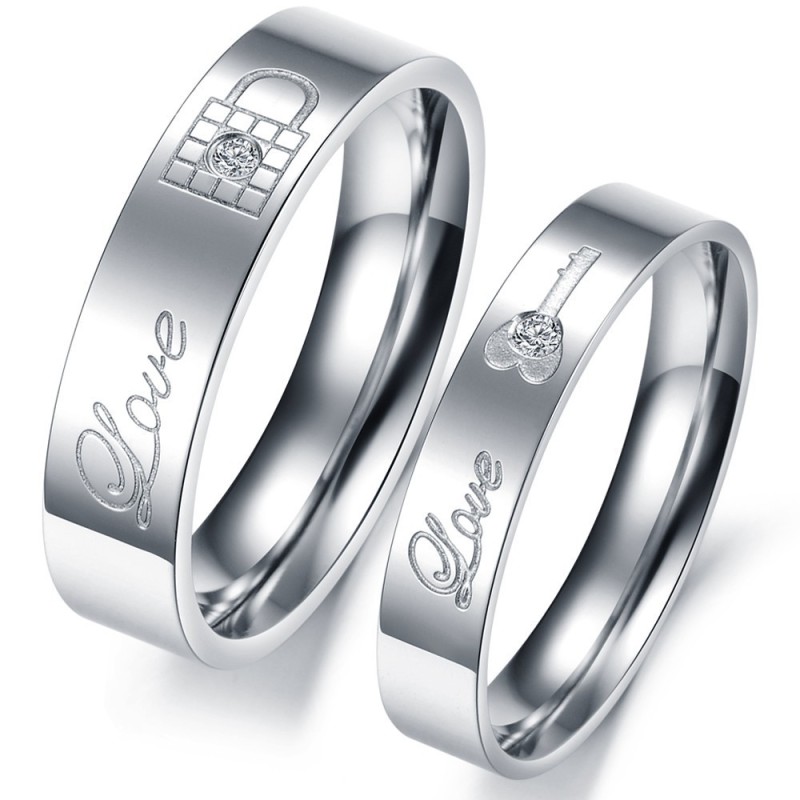 Anel De Titânio De Alta Qualidade Para Amantes Com Strass Anel De Titânio De Alta Qualidade Para Amantes Com Strass