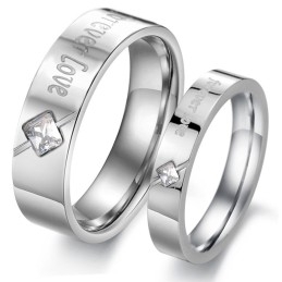 Anel De Titânio Com Strass Para Amantes