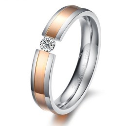 Anel De Titânio De Desempenho Confiável Para Amantes Com Strass