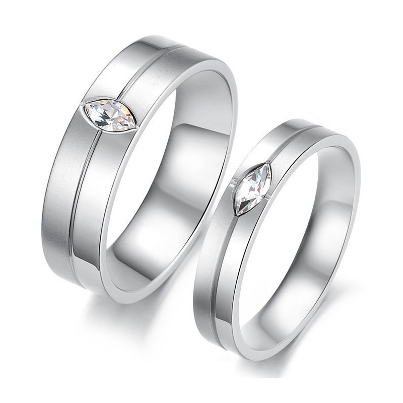 Anel De Titânio De Alta Qualidade Para Amantes Com Strass Anel De Titânio De Alta Qualidade Para Amantes Com Strass