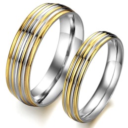 Anel De Titânio Dourado De Qualidade Superior Para Amantes