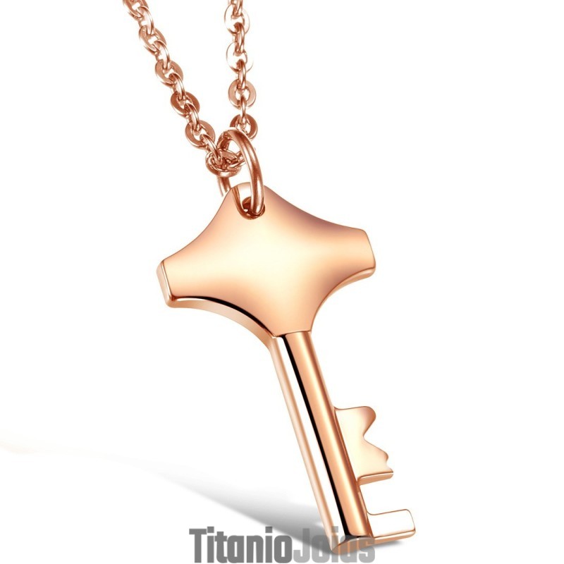 Colar De Titânio Com Chave Feminina De Reputação Confiável Colar De Titânio Com Chave Feminina De Reputação Confiável