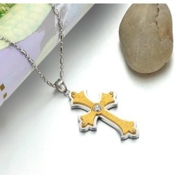 Colar Feminino De Titânio Com Cruz E Strass Completo Em Especificações