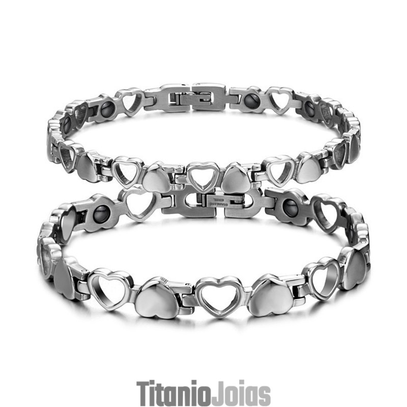 Pulseira De Titânio Com Pingente Vazado The King Of Quantity Para Amantes Pulseira De Titânio Com Pingente Vazado The King Of Quantity Para Amantes