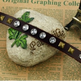 Pulseira De Couro De Titânio Retrô De Alta Qualidade Com Strass