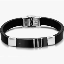 Pulseira De Couro De Titânio Preto Durável Em Uso
