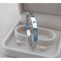Pulseira Feminina Clássica De Titânio De Excelente Qualidade
