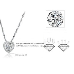 Colar De Titânio Banhado A Platina Com Strass, Feminino, De Qualidade Confiável E Com Corte Em Formato De Coração