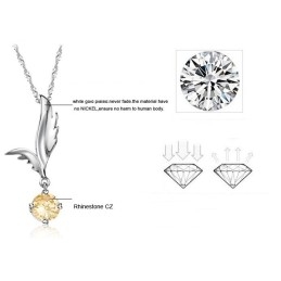 Colar De Titânio Com Revestimento De Platina E Formato De Asa Feminina De Qualidade Confiável Com Strass