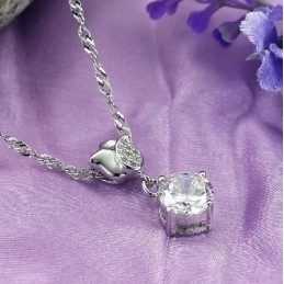 Colar Feminino De Titânio Com Banho De Platina E Strass Em Formato De Rosa, Rainha Da Qualidade