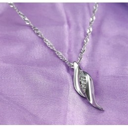 Colar De Titânio Com Banhado Em Platina Feminino Da Rainha Da Qualidade