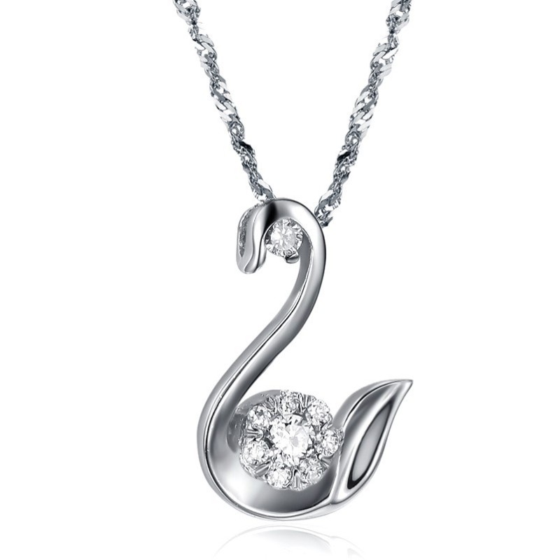 Colar Feminino De Titânio Com Banho De Platina E Strass Fácil De Usar Colar Feminino De Titânio Com Banho De Platina E Strass Fácil De Usar