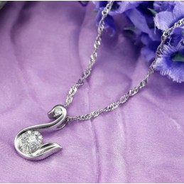 Colar Feminino De Titânio Com Banho De Platina E Strass Fácil De Usar
