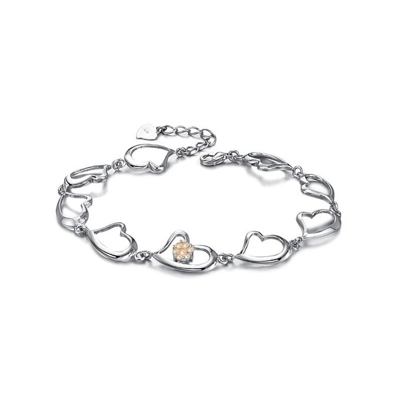 Pulseira Feminina De Titânio Com Banho De Platina E Strass, Modelo Coração, De Renome Mundial Pulseira Feminina De Titânio Com Banho De Platina E Strass, Modelo Coração, De Renome Mundial