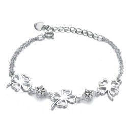 Pulseira De Titânio Banhada A Platina Em Formato De Trevo Feminino De Excelente Qualidade