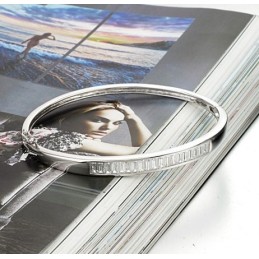 Pulseira De Titânio Com Revestimento De Platina Antialérgica Feminina De Qualidade Confiável E Com Diamante