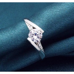 Anel De Titânio Com Revestimento De Platina Feminino Durável E Strass