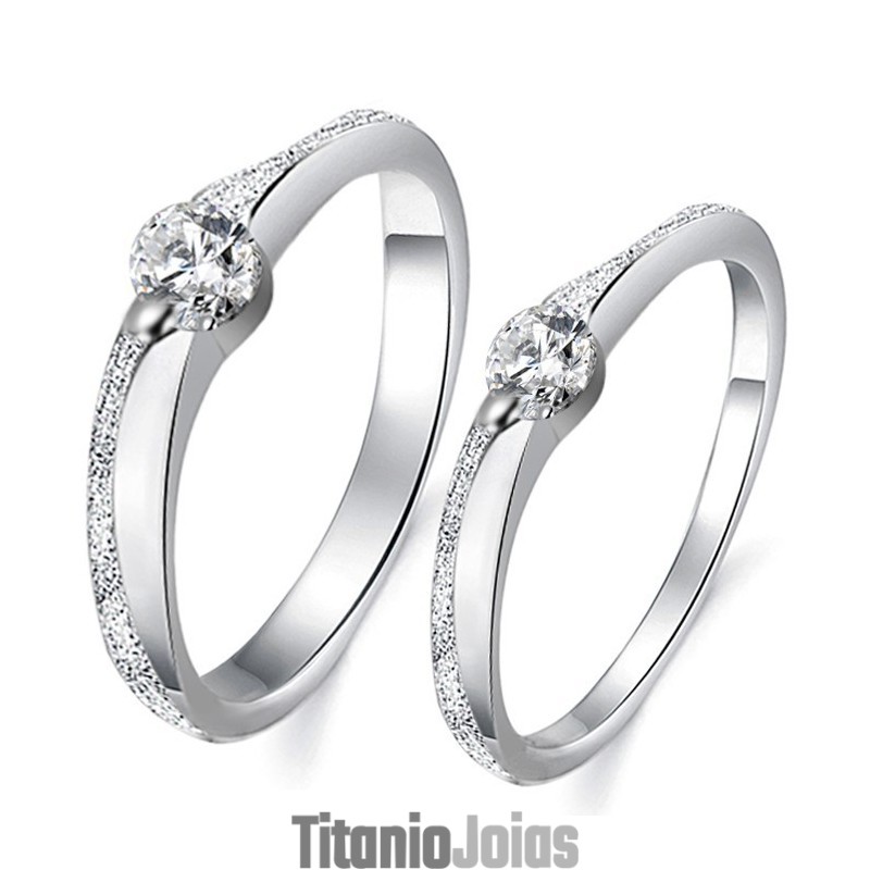 Anel De Titânio Com Banho De Platina E Strass Com Qualidade E Quantidade Garantidas Para Amantes