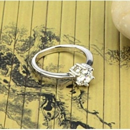 Anel Feminino De Titânio Com Banho De Platina E Strass Com Qualidade E Quantidade Garantidas
