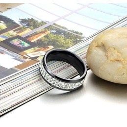 Anel De Cerâmica De Tungstênio Preto Com Desempenho Confiável E Strass