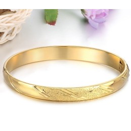 Pulseira Feminina Banhada A Ouro 18K Com Qualidade E Quantidade Garantidas