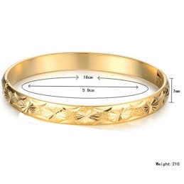 Pulseira Feminina Elegante De Alta Qualidade Banhada A Ouro 18K