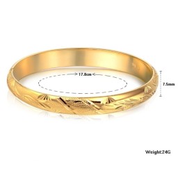 Pulseira Banhada A Ouro 18K Com Padrão Floral Feminino De Alta Qualidade