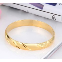Pulseira Feminina Banhada A Ouro 18K De Grande Variedade
