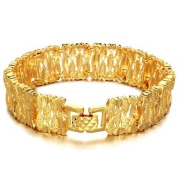 Pulseira Feminina Banhada A Ouro 18K De Renome Mundial
