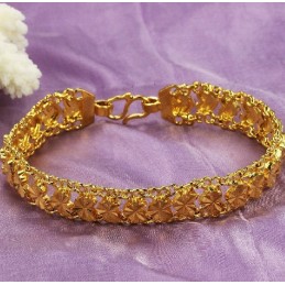 Pulseira Feminina Folheada A Ouro 18K De Qualidade Estável E Com Formato De Coração