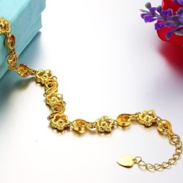 Pulseira Feminina Banhada A Ouro 18K Em Formato De Flor De Qualidade Confiável