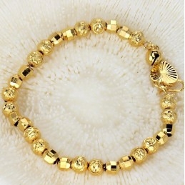 Pulseira Feminina Banhada A Ouro 18K De Excelente Qualidade