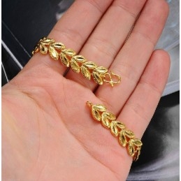 Pulseira Feminina De Alta Qualidade Em Formato De Folha Banhada A Ouro 18K