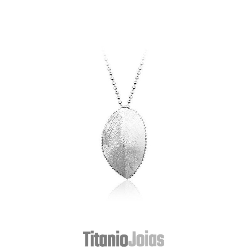 Pingente De Titânio Simples Em Formato De Folha Para Homens - Corrente Grátis Pingente De Titânio Simples Em Formato De Folha Para Homens - Corrente Grátis