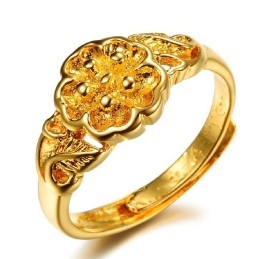Anel Feminino Banhado A Ouro 18K Com Padrão Floral De Alta Qualidade