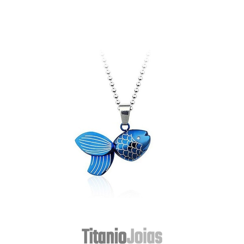 Pingente De Titânio Com Peixinho Dourado Azul - Corrente Grátis Pingente De Titânio Com Peixinho Dourado Azul - Corrente Grátis