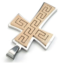 Colar Com Pingente De Cruz De Titânio (Corrente Grátis)