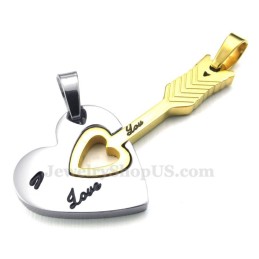 Colar Com Pingente De Casal Em Forma De Flecha De Cupido E Corações Em Titânio Dourado (Corrente Grátis) (Um Par)